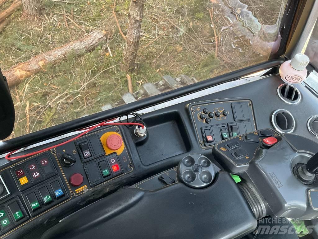 Ponsse ELK 8W Naudoti miškovežiai (Forvarderiai)