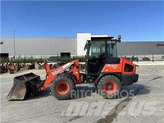 Kubota R065W Naudoti ratiniai krautuvai