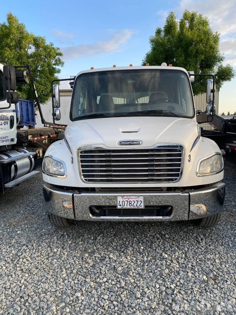 Freightliner CB Savivarčiai su kabeliniu keltuvu