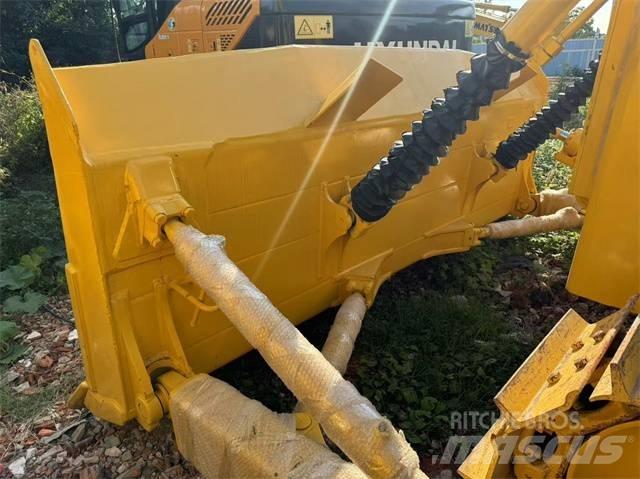 Komatsu D 85 Vikšriniai buldozeriai