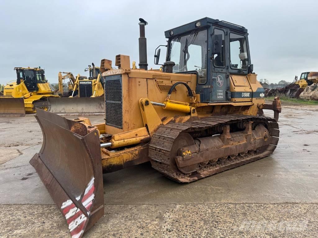 Komatsu D 58 E-1 Vikšriniai buldozeriai