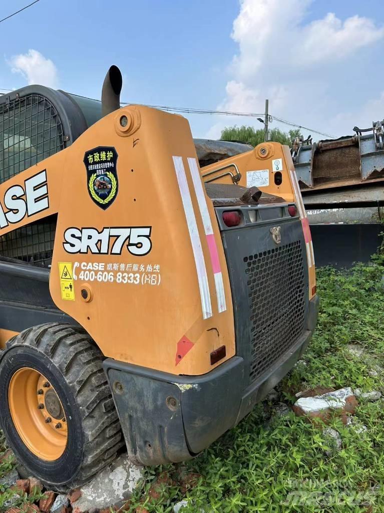 CASE SR 175 Krautuvai su šoniniu pasukimu