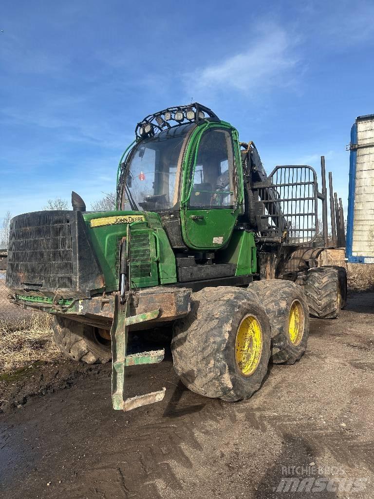 John Deere 1010 E Naudoti miškovežiai (Forvarderiai)