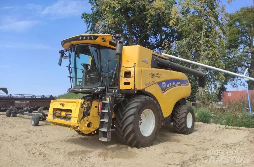 New Holland CR 8.90 Derliaus nuėmimo kombainai