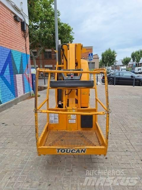 JLG Toucan 10 E Vertikalūs stiebiniai keltuvai