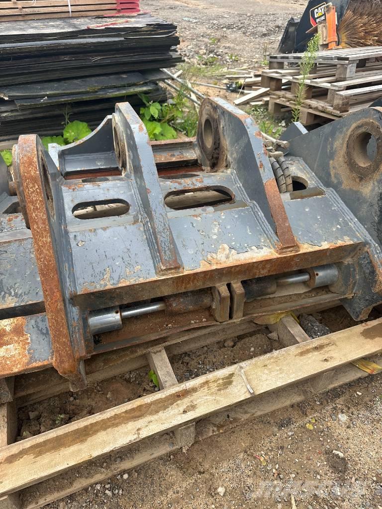 Volvo L 220 G Naudoti ratiniai krautuvai