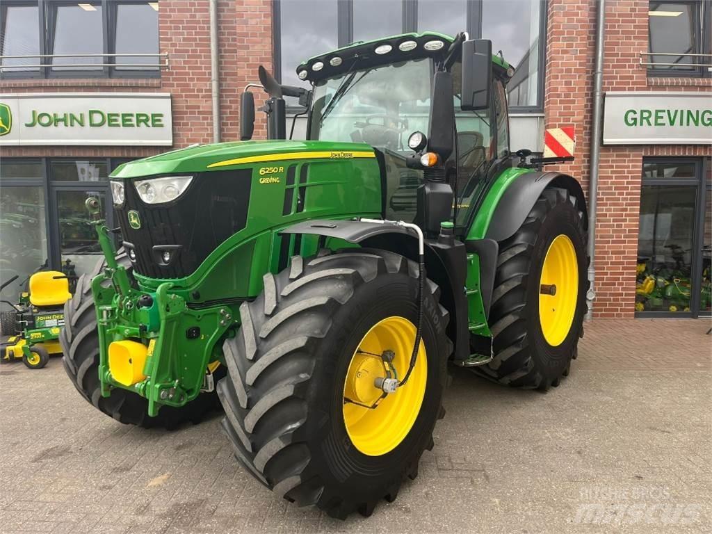 John Deere 6250R Traktoriai