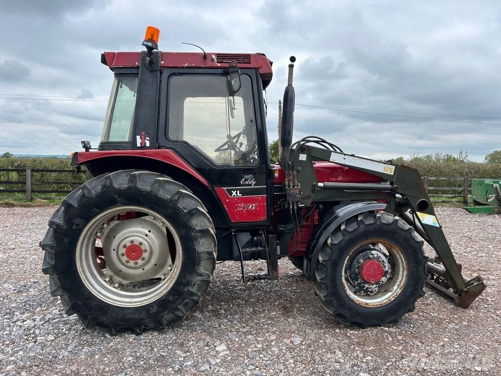 Case IH 995XL Traktoriai