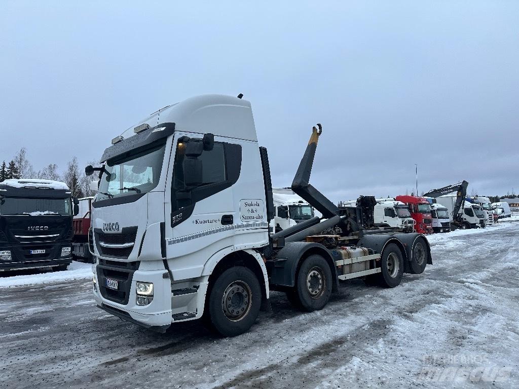 Iveco X-Way 560 8x2 Sunkvežimiai su keliamuoju kabliu
