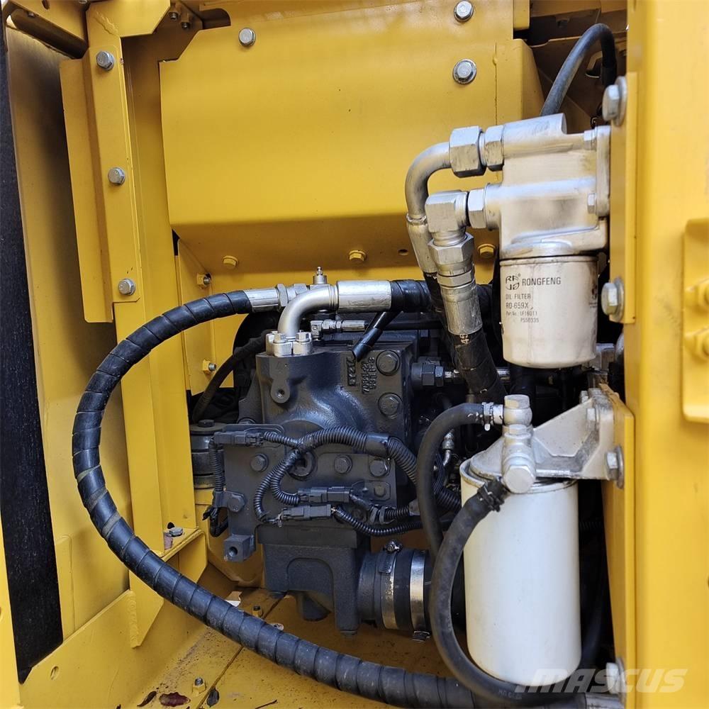 Komatsu PC 130-7 Vikšriniai ekskavatoriai