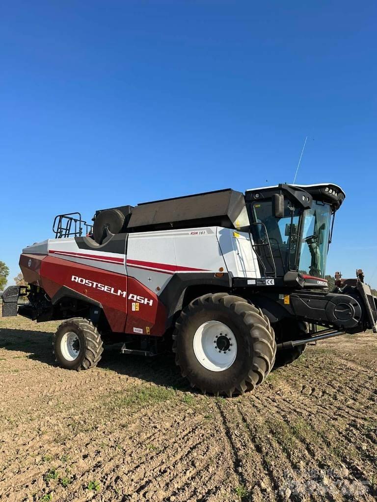Rostselmash RSM 161 Derliaus nuėmimo kombainai