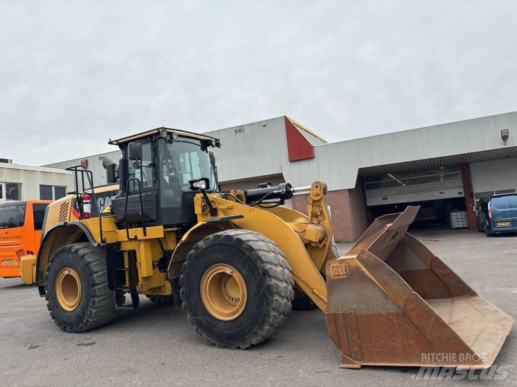 CAT 966 K Naudoti ratiniai krautuvai