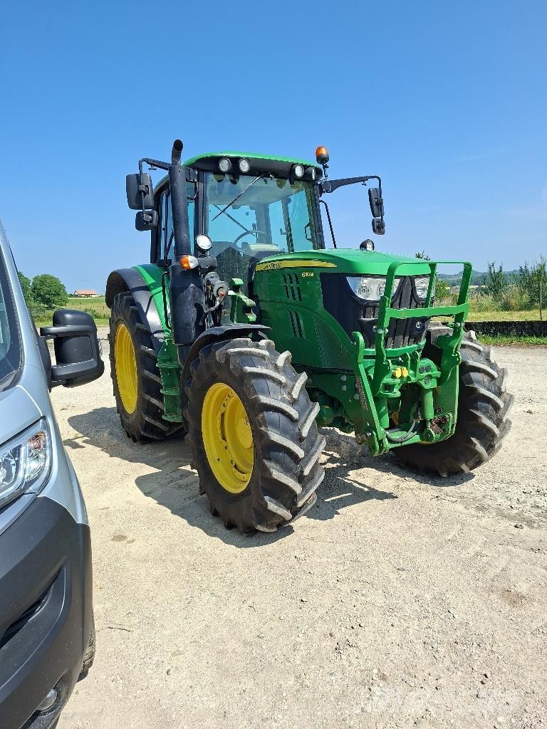 John Deere 6110M Traktoriai