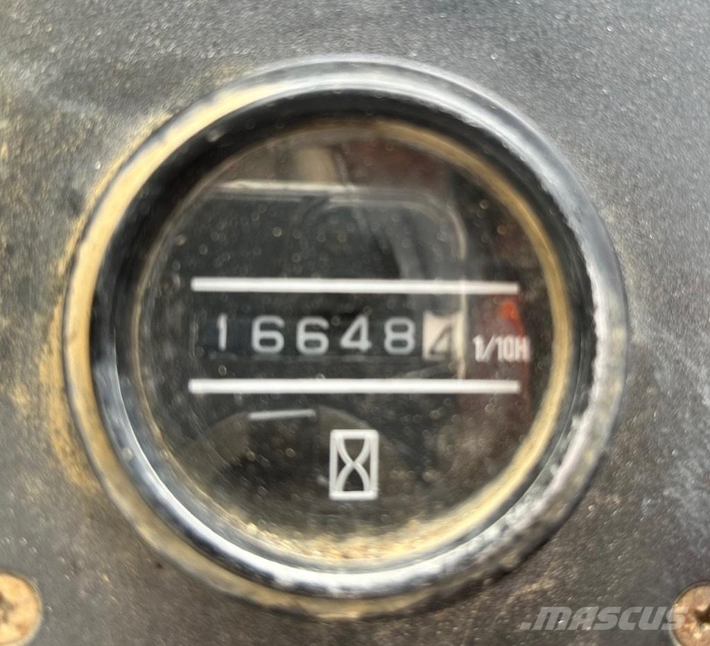 Nissan WF03A35U Dyzeliniai krautuvai