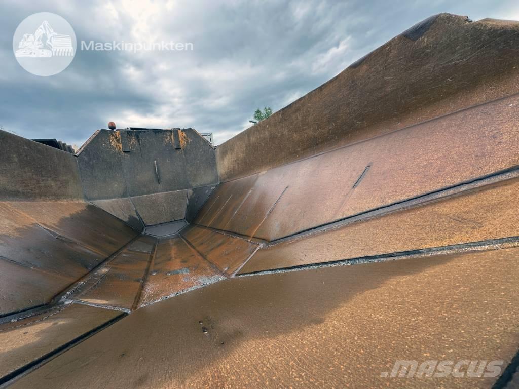 Moxy MT 25 Karjeriniai savivarčiai