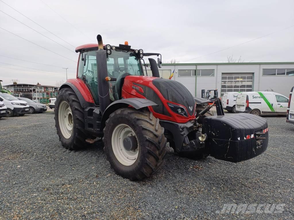 Valtra T 234 Traktoriai