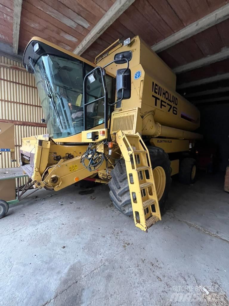New Holland TF 76 Derliaus nuėmimo kombainai