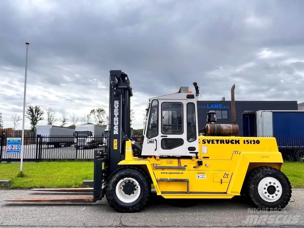 Svetruck 15 120 Dyzeliniai krautuvai