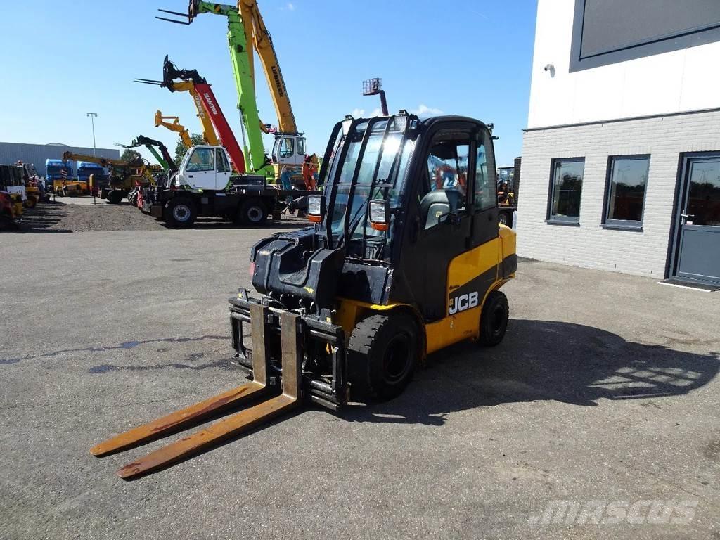 JCB TLT30D Teleskopiniai krautuvai