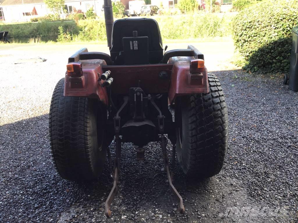 Case IH 255 Traktoriai