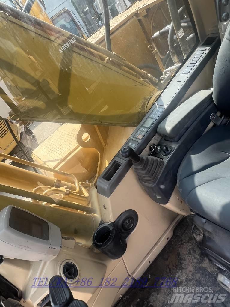 CAT 320C Vikšriniai ekskavatoriai