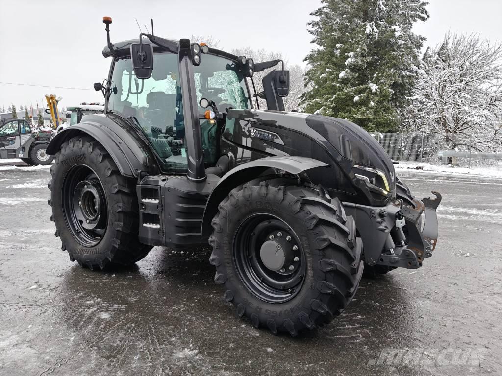 Valtra T 255 Versu Traktoriai