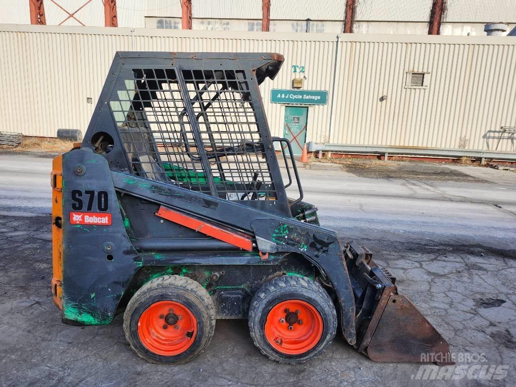 Bobcat S 70 Krautuvai su šoniniu pasukimu