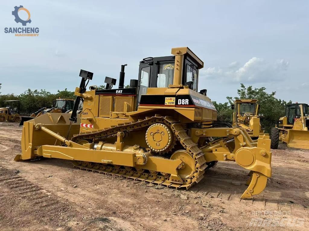 CAT D8R Vikšriniai buldozeriai