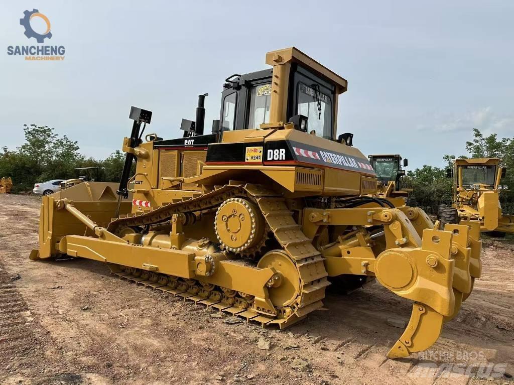CAT D8R Vikšriniai buldozeriai