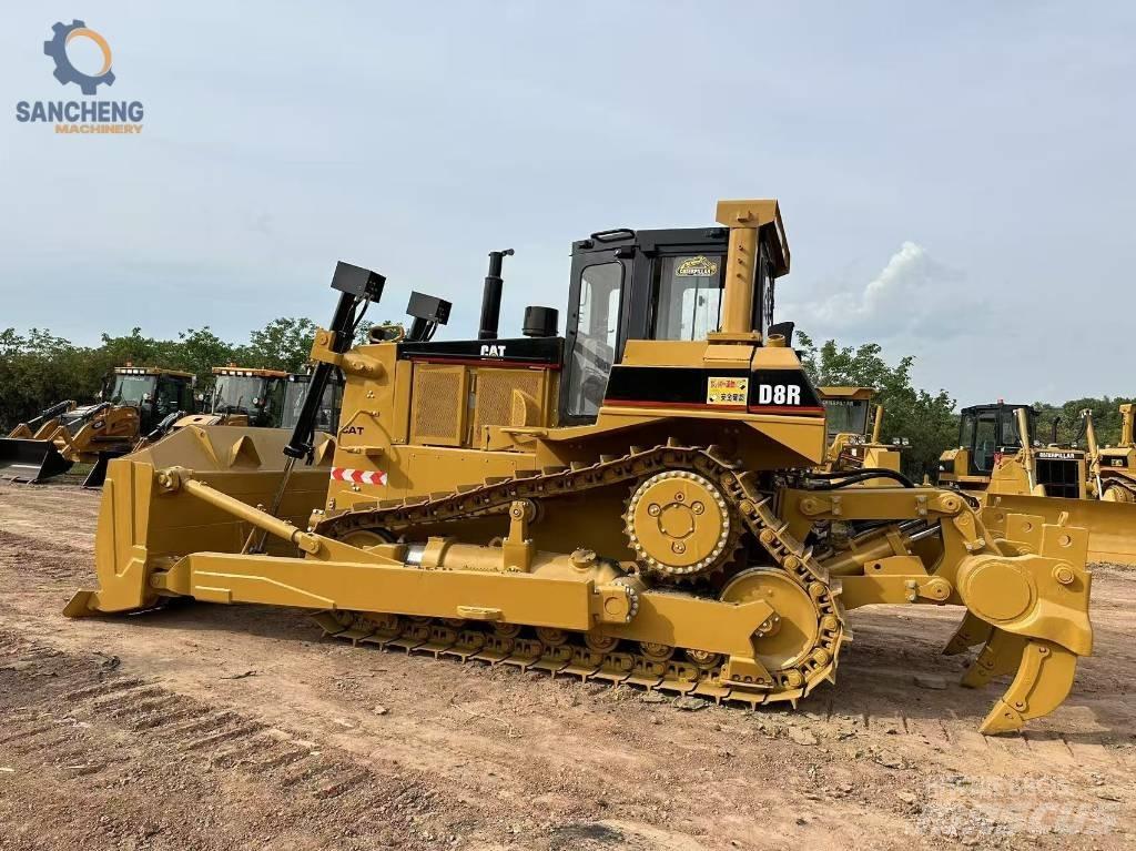 CAT D8R Vikšriniai buldozeriai