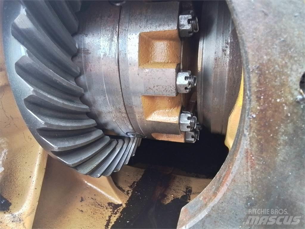 Volvo BM 868 Transmisijos