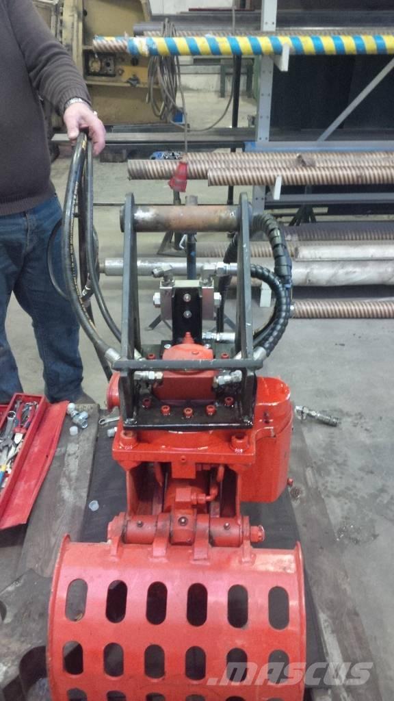 Husqvarna DXR 140 Griovimo ekskavatoriai