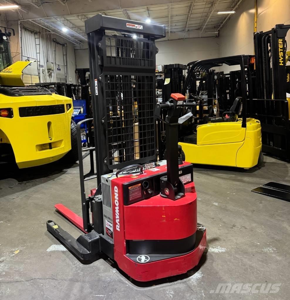 Raymond RSS40 Savaeigiai rietuvai