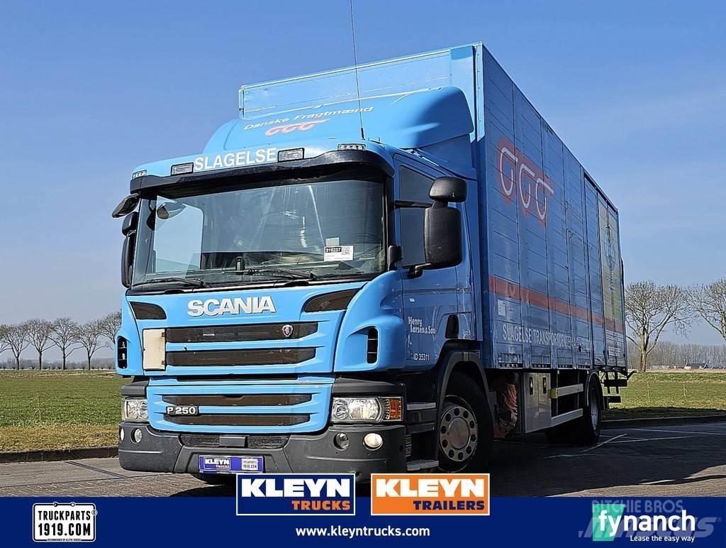 Scania P250 Sunkvežimiai su dengtu kėbulu