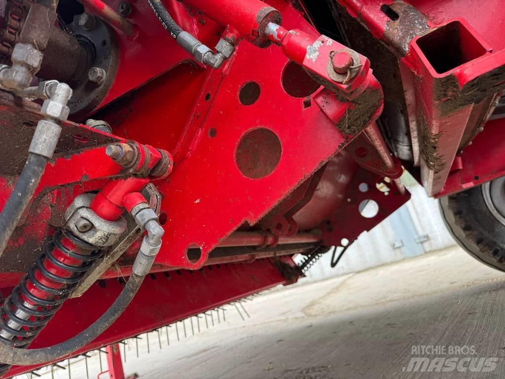 Lely Welger RP445 Ritinių presai