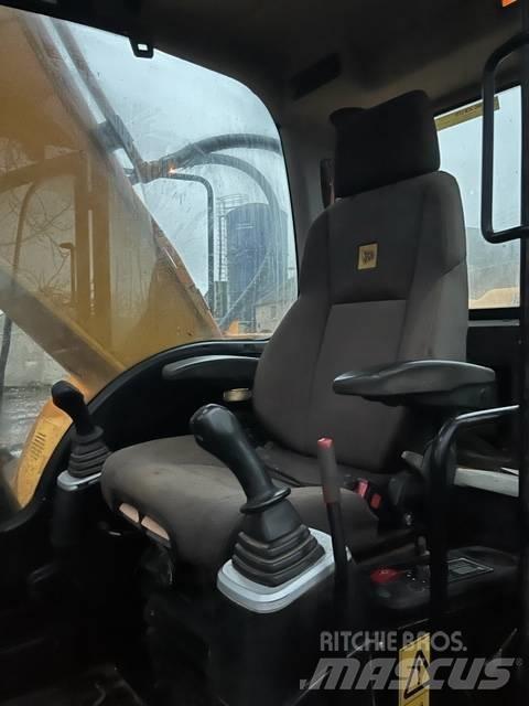 JCB JS 220 LC Vikšriniai ekskavatoriai