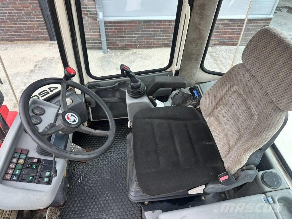 Schaeff SKL 823 Naudoti ratiniai krautuvai