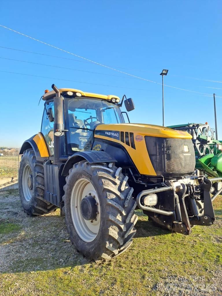 JCB Fastrac 8250 Traktoriai