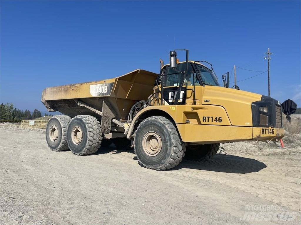 CAT 740B Karjeriniai savivarčiai