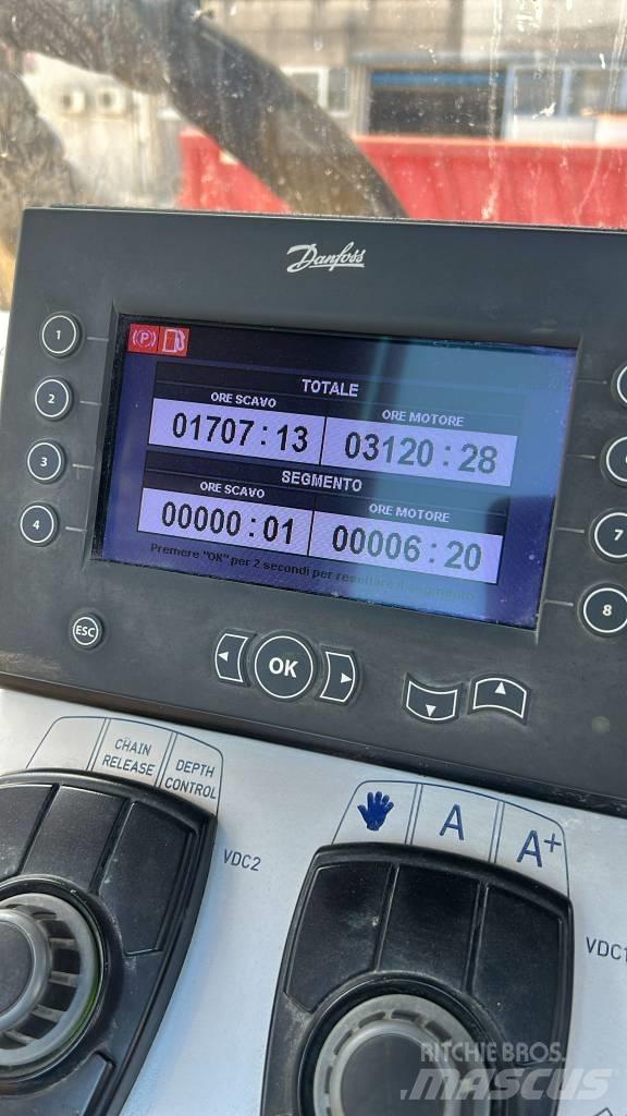 Tesmec 950 Tranšėjų ekskavatoriai