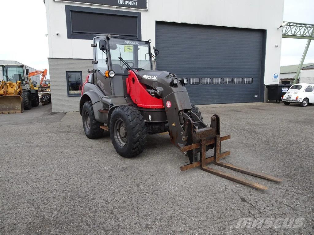 Mecalac AS700 Naudoti ratiniai krautuvai