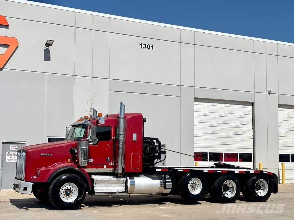 Kenworth T800 Pagalbos kelyje automobiliai