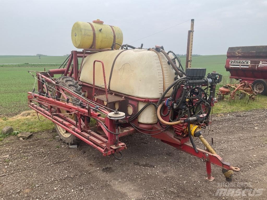 Hardi 2400 Prikabinami purkštuvai