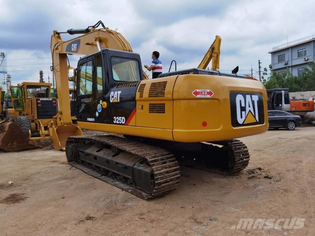 CAT 325 D L Vikšriniai ekskavatoriai