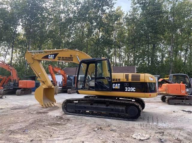 CAT 320C Vikšriniai ekskavatoriai