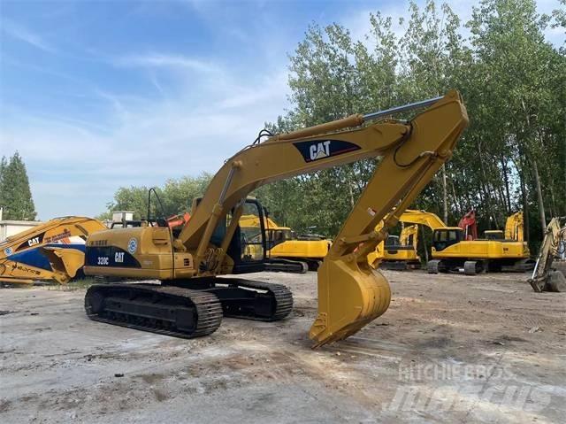 CAT 320C Vikšriniai ekskavatoriai