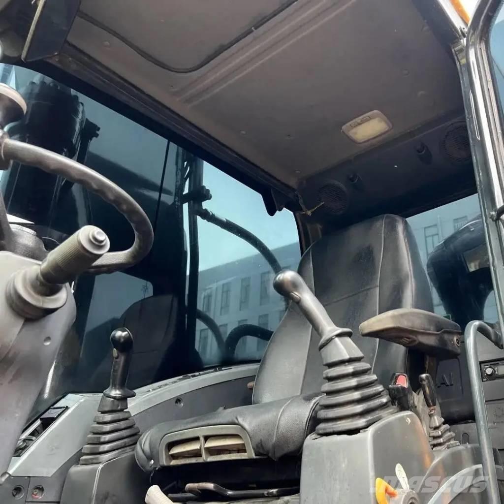 Hyundai R210W-9T Ratiniai ekskavatoriai