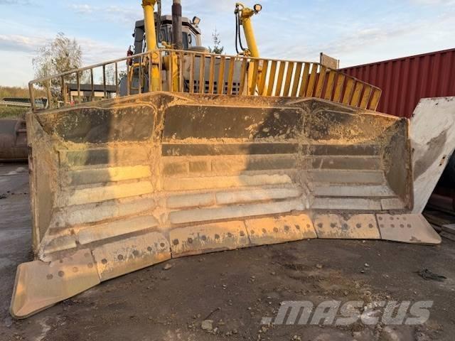 Komatsu D 155 A-3 Vikšriniai buldozeriai