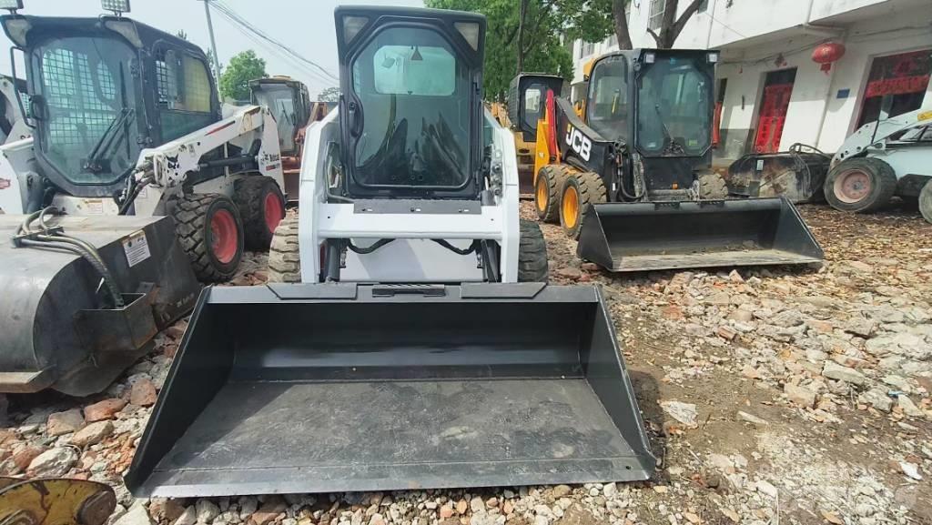 Bobcat S 160 Krautuvai su šoniniu pasukimu