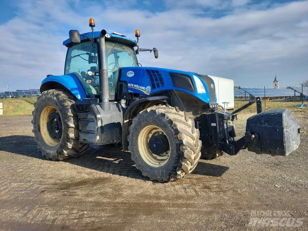 New Holland T 8.360 Traktoriai